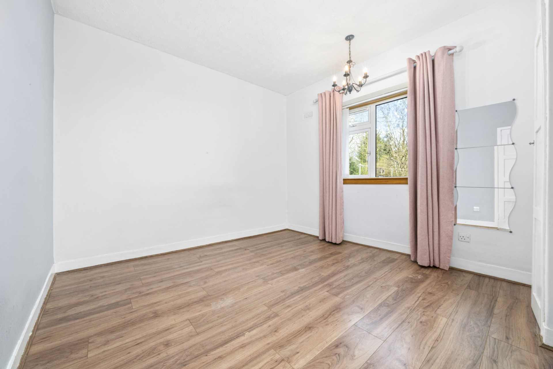 Windhill Crescent, Mansewood, Image 10