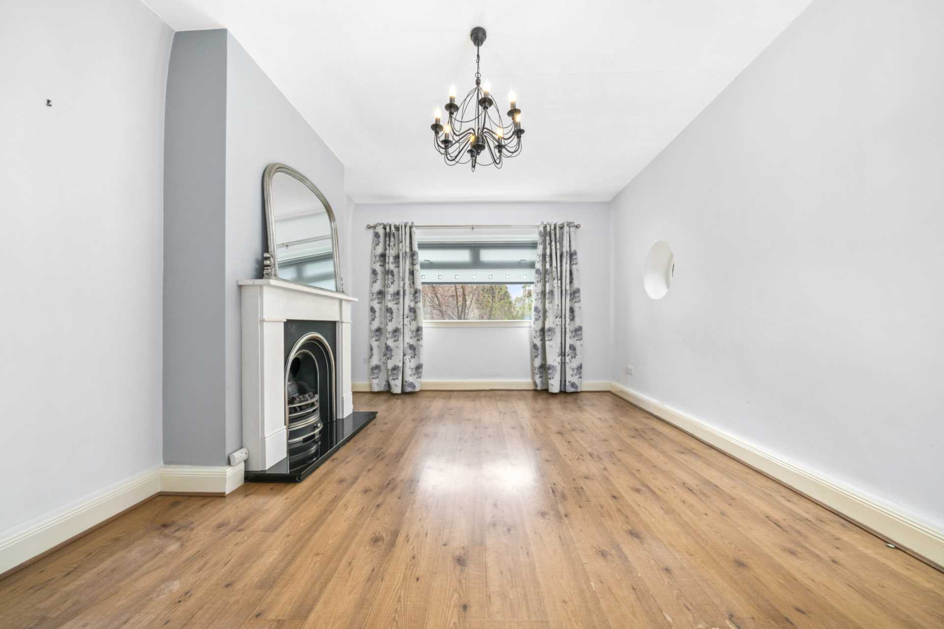 Windhill Crescent, Mansewood, Image 4