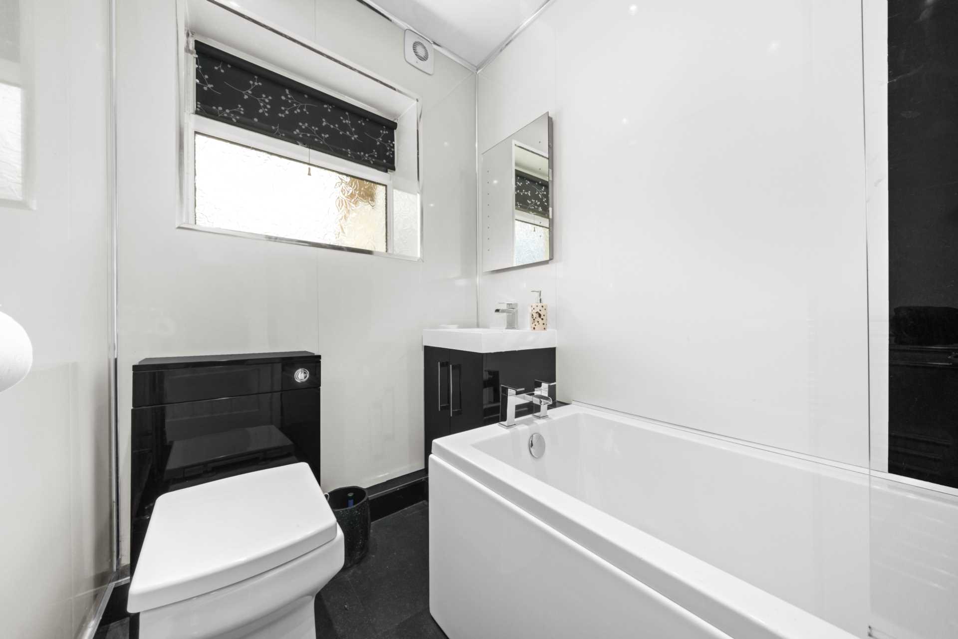 Windhill Crescent, Mansewood, Image 8