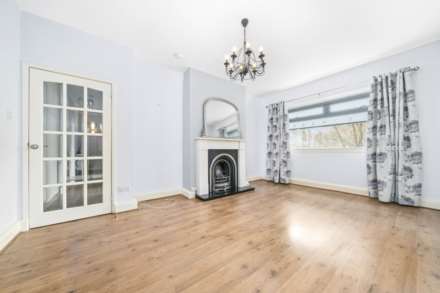 Windhill Crescent, Mansewood, Image 2