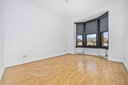 Burghead Drive, Glasgow, Image 5