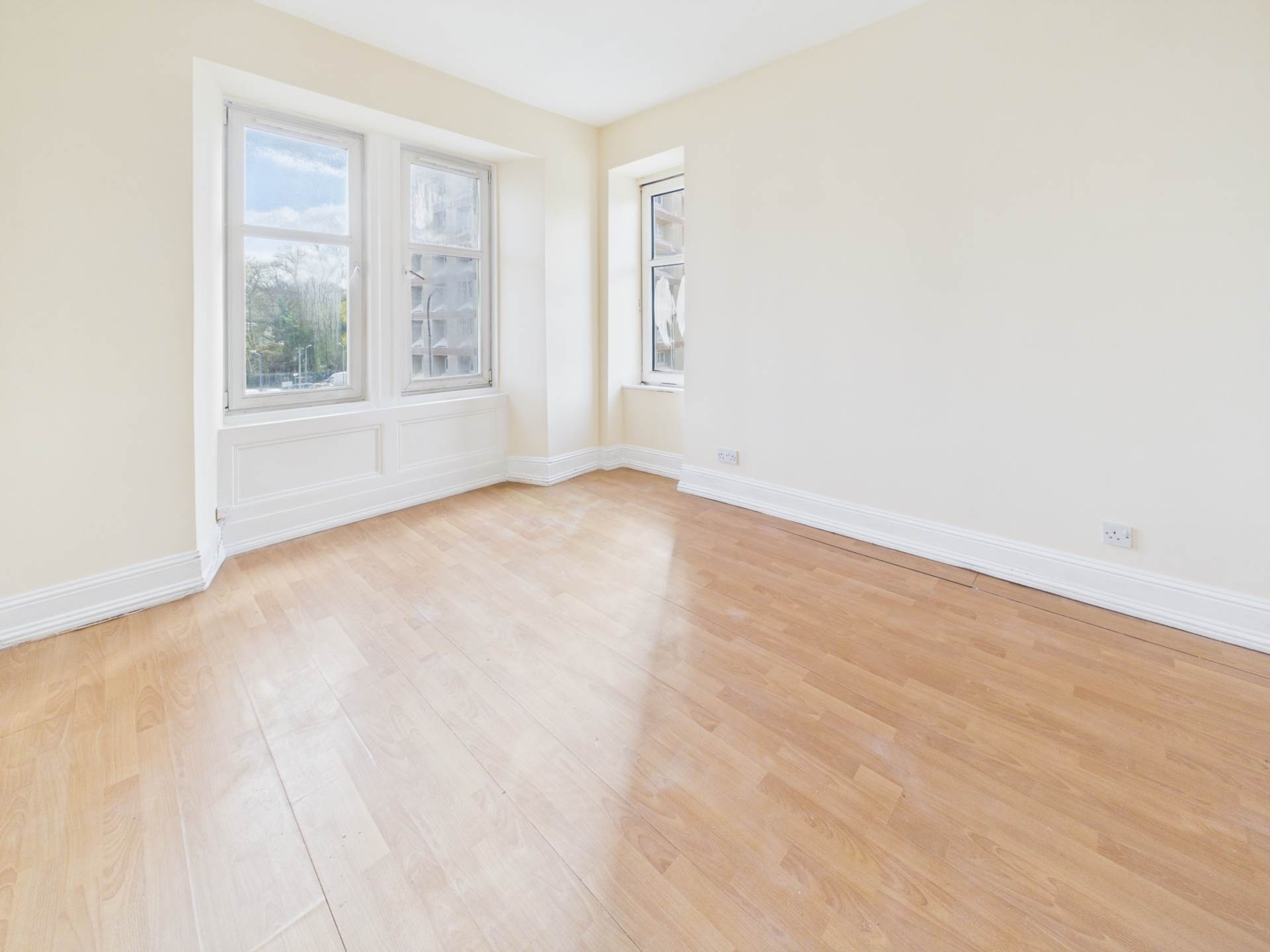 Maxwellton Street, Paisley, Image 3