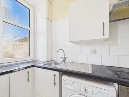 Maxwellton Street, Paisley, Image 16