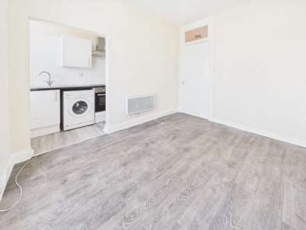 Maxwellton Street, Paisley, Image 6