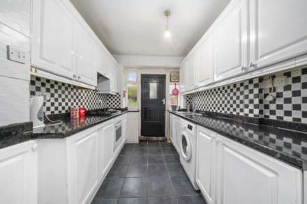 Tallant Terrace, Glasgow, Image 13