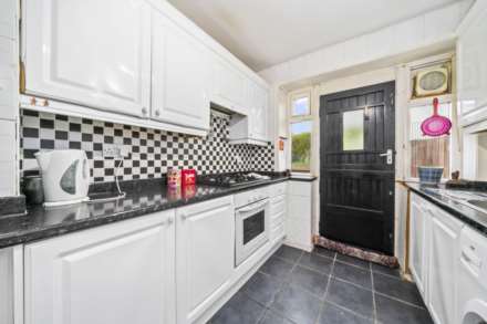 Tallant Terrace, Glasgow, Image 14