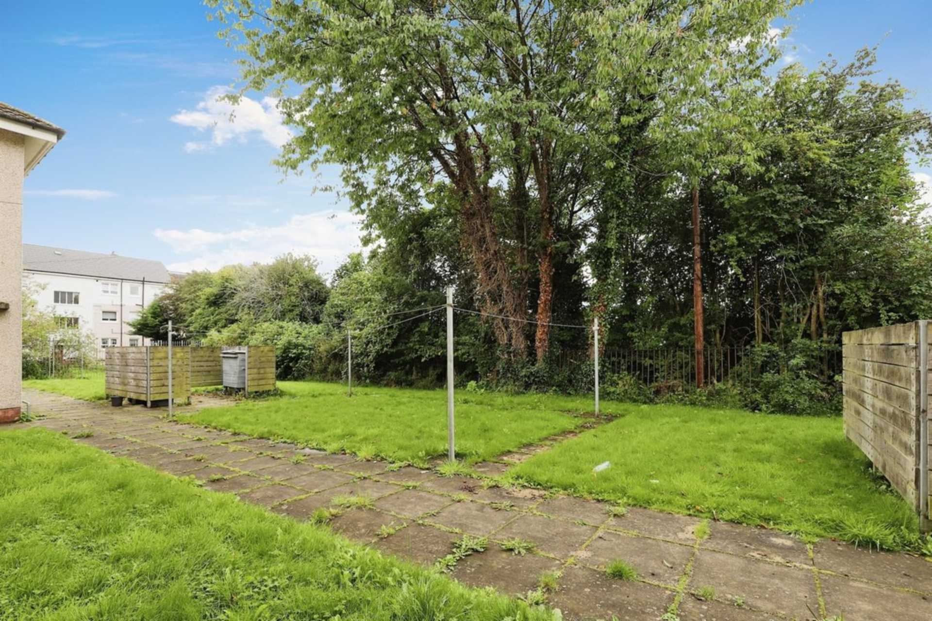 Stoneside Square, Glasgow, Image 11