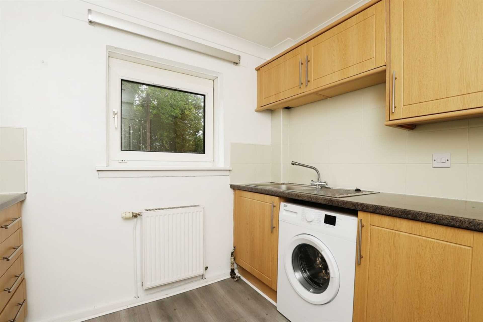 Stoneside Square, Glasgow, Image 5