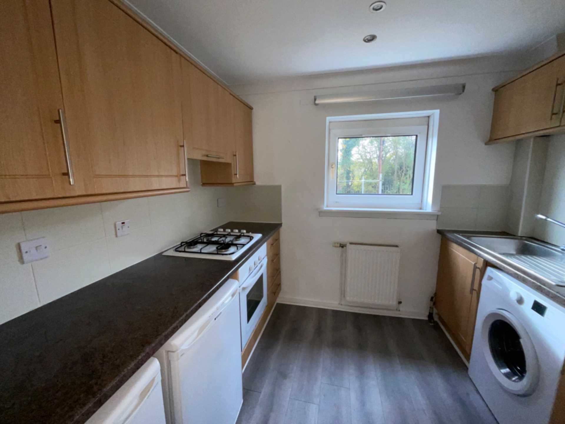 Stoneside Square, Glasgow, Image 6