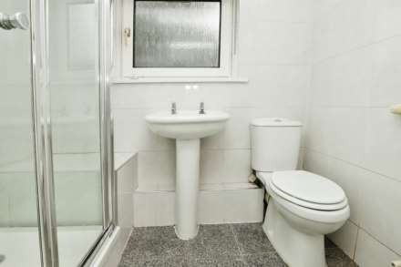 Stoneside Square, Glasgow, Image 9