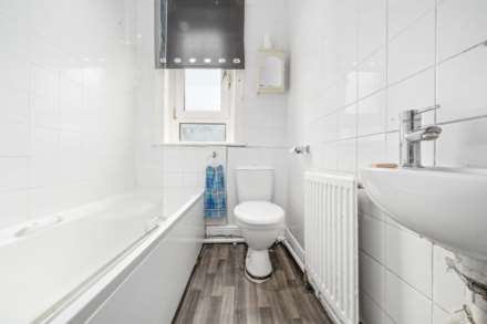 Hill Avenue, Newton Mearns, Image 19