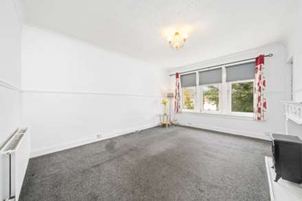 Hill Avenue, Newton Mearns, Image 4