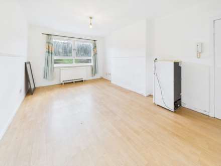 Raithburn Avenue, Glasgow, Image 6