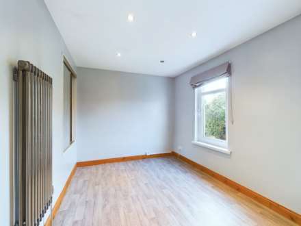 Ryat Drive, Crookfur, Image 4