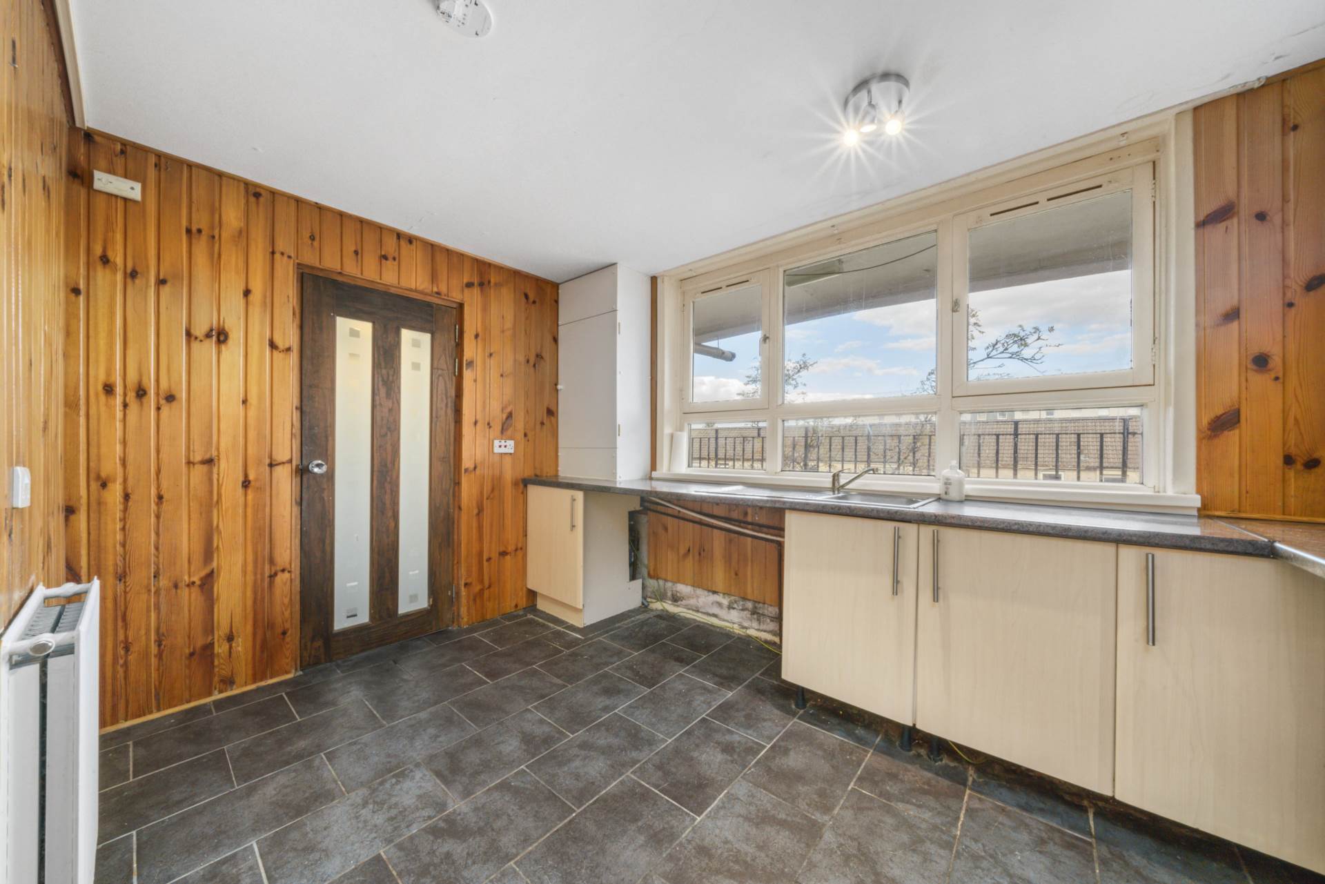 Forth Place, Corseford, Image 12