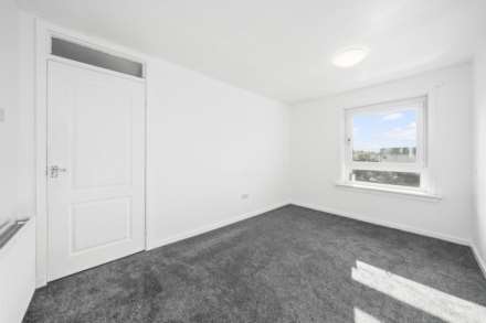 Forth Place, Corseford, Image 13