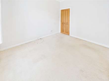 Montford Avenue, Kings Park, Image 10