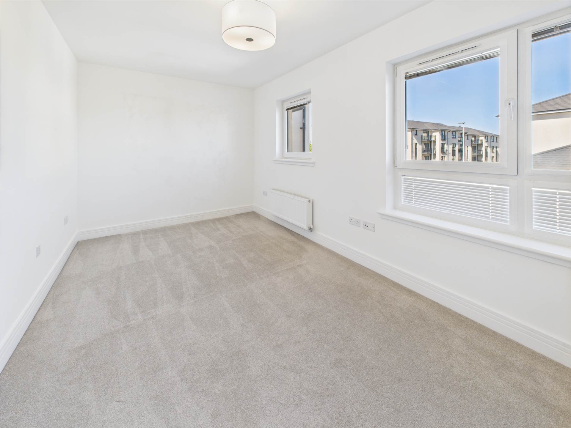 Earnshaw Lane, Jackton, Image 10