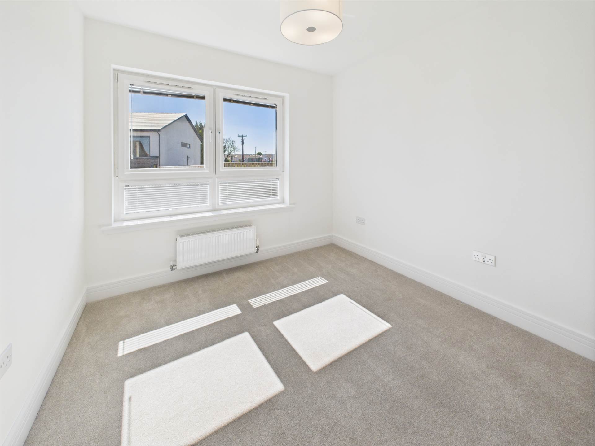Earnshaw Lane, Jackton, Image 16