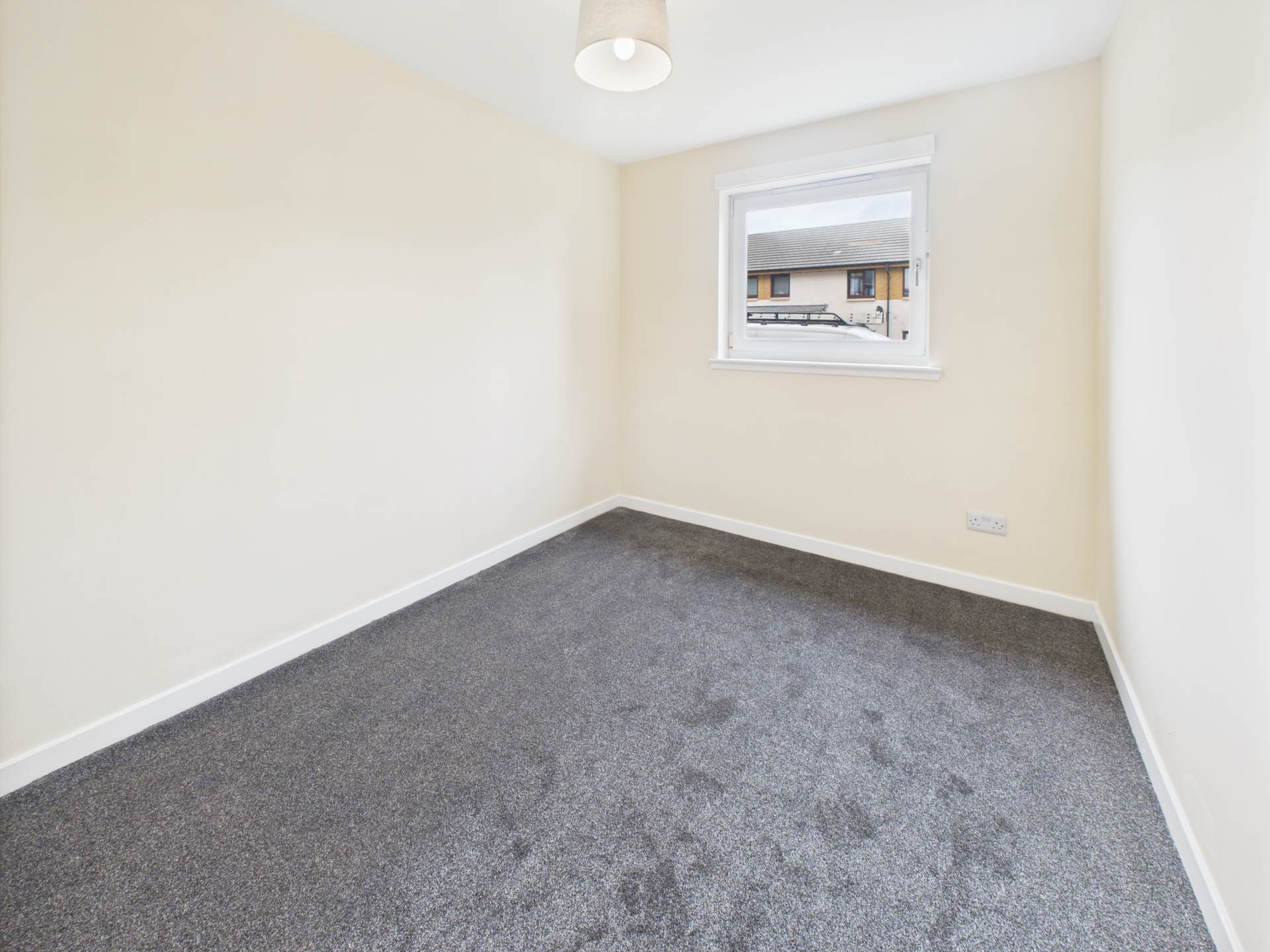 Saucel  Crescent, Paisley, Image 9