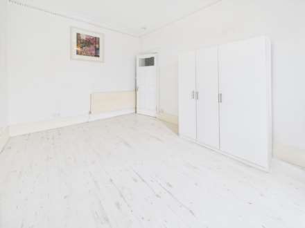 Johnston Street, Paisley, Image 10