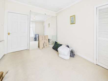 Curtis Avenue, Kings Park, Image 10
