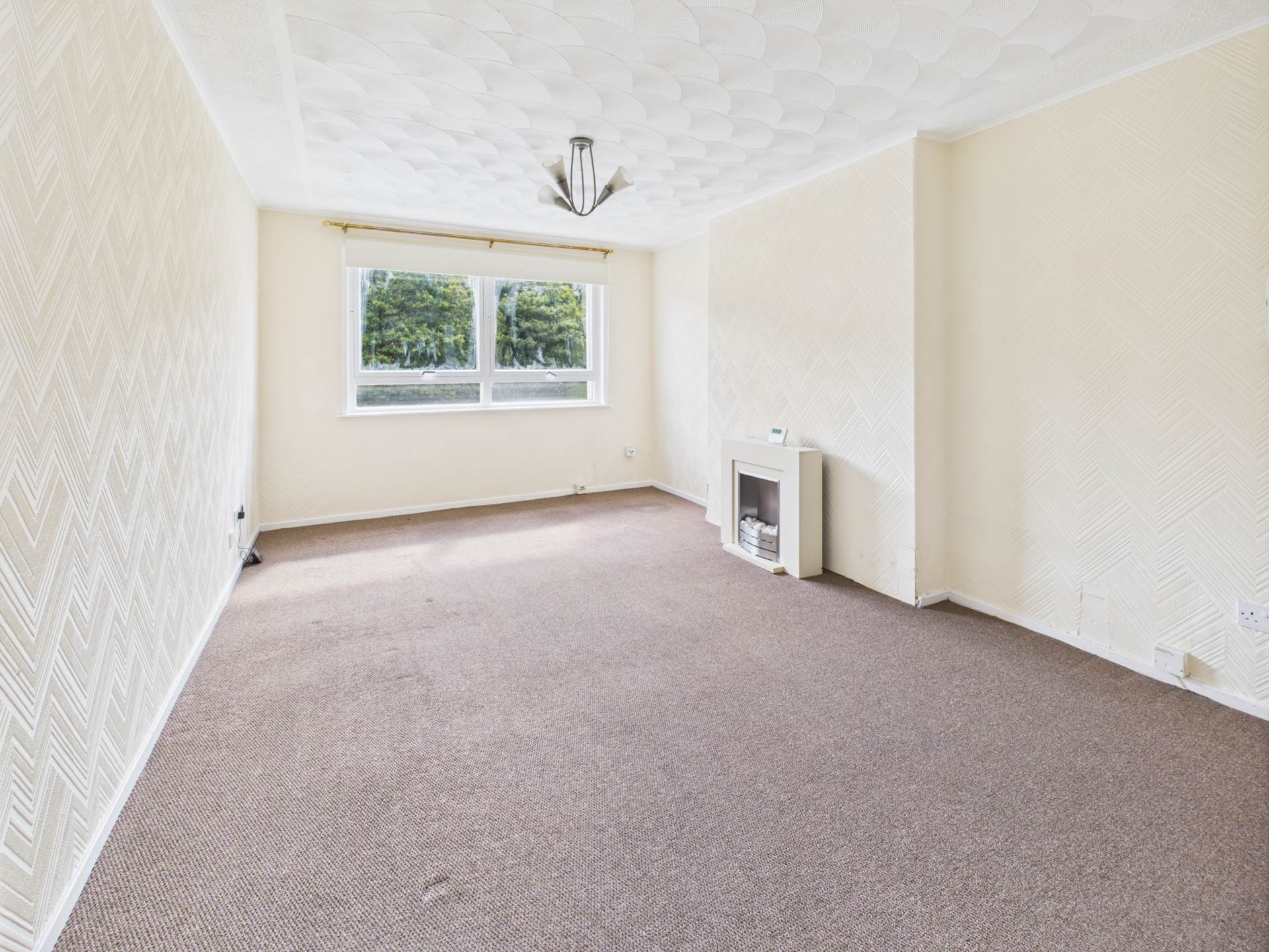 Raithburn Avenue, Castlemilk, Image 3