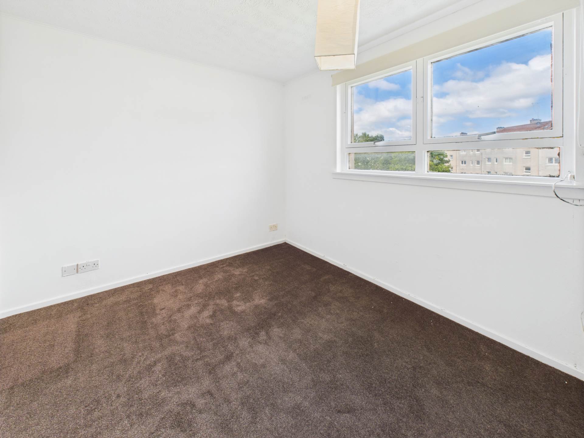 Raithburn Avenue, Castlemilk, Image 9