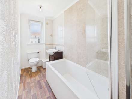 Raithburn Avenue, Castlemilk, Image 7