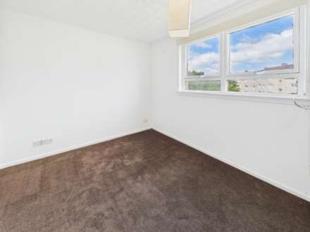 Raithburn Avenue, Castlemilk, Image 9