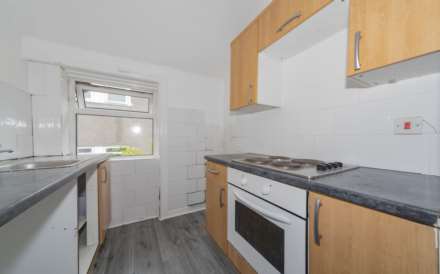 Montford Avenue, Kingspark, Image 4