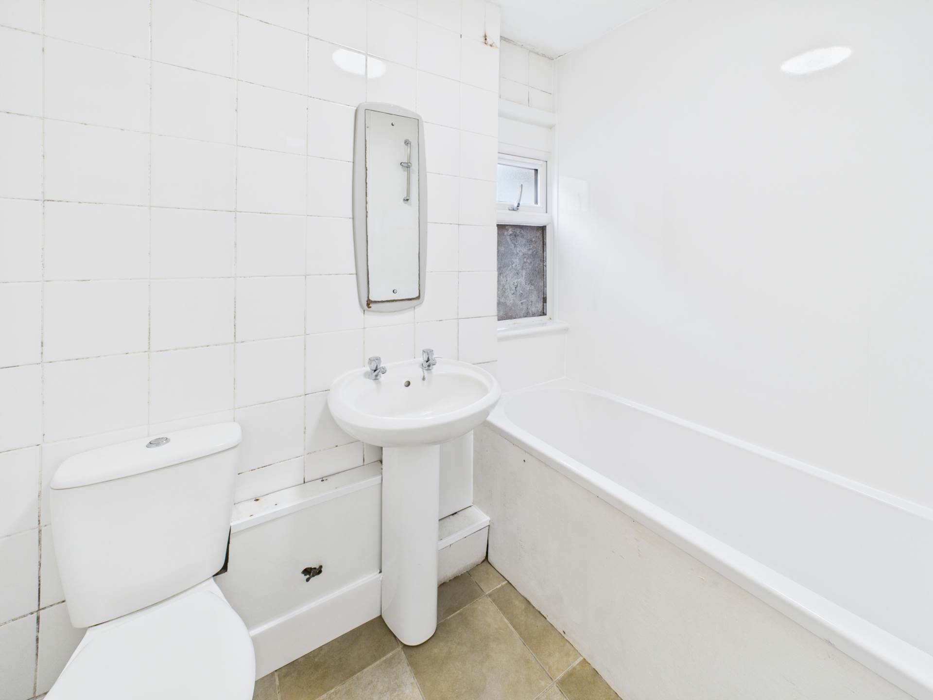 Montford Avenue, Kingspark, Image 5