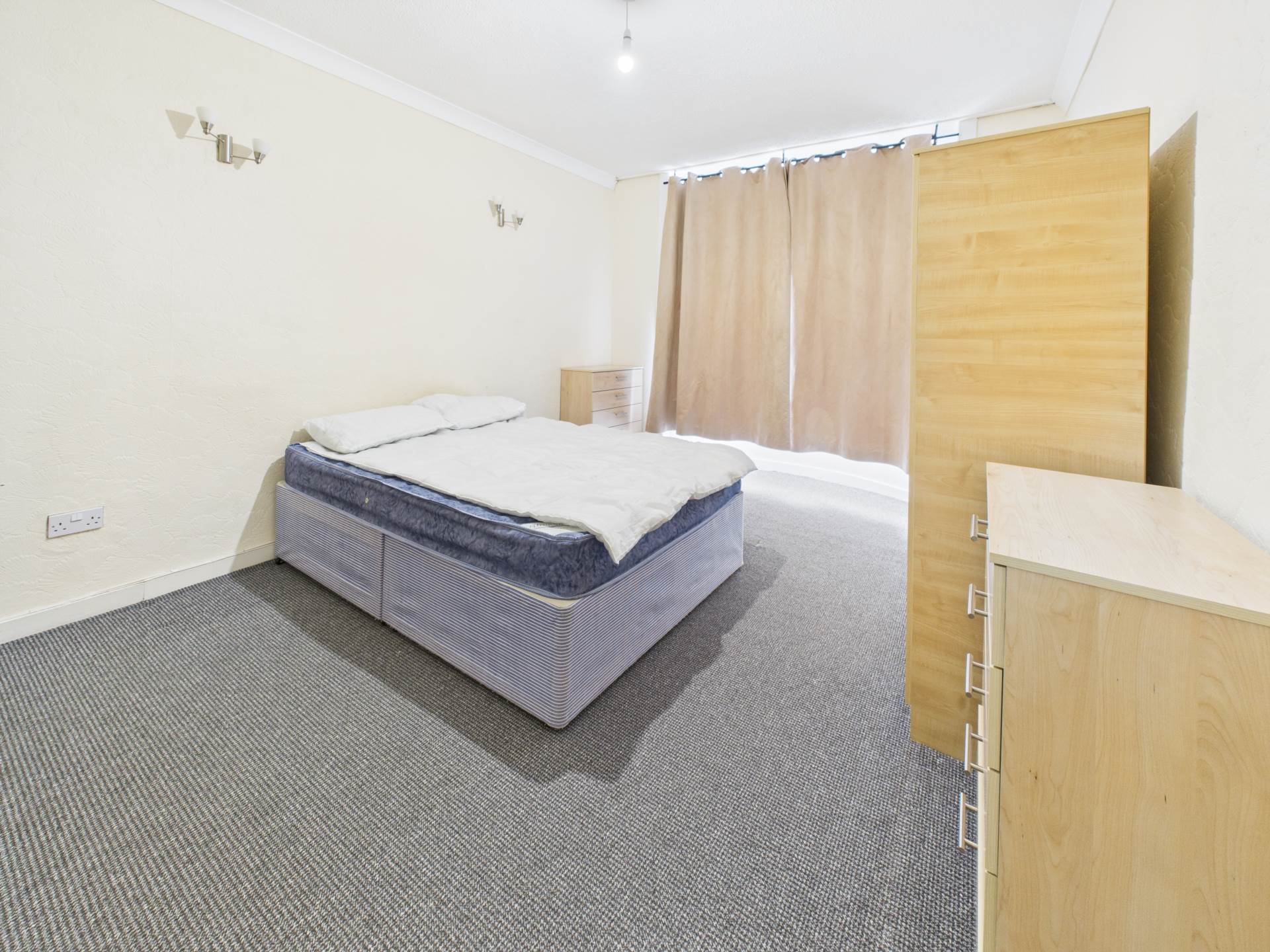 Montford Avenue, Kingspark, Image 6