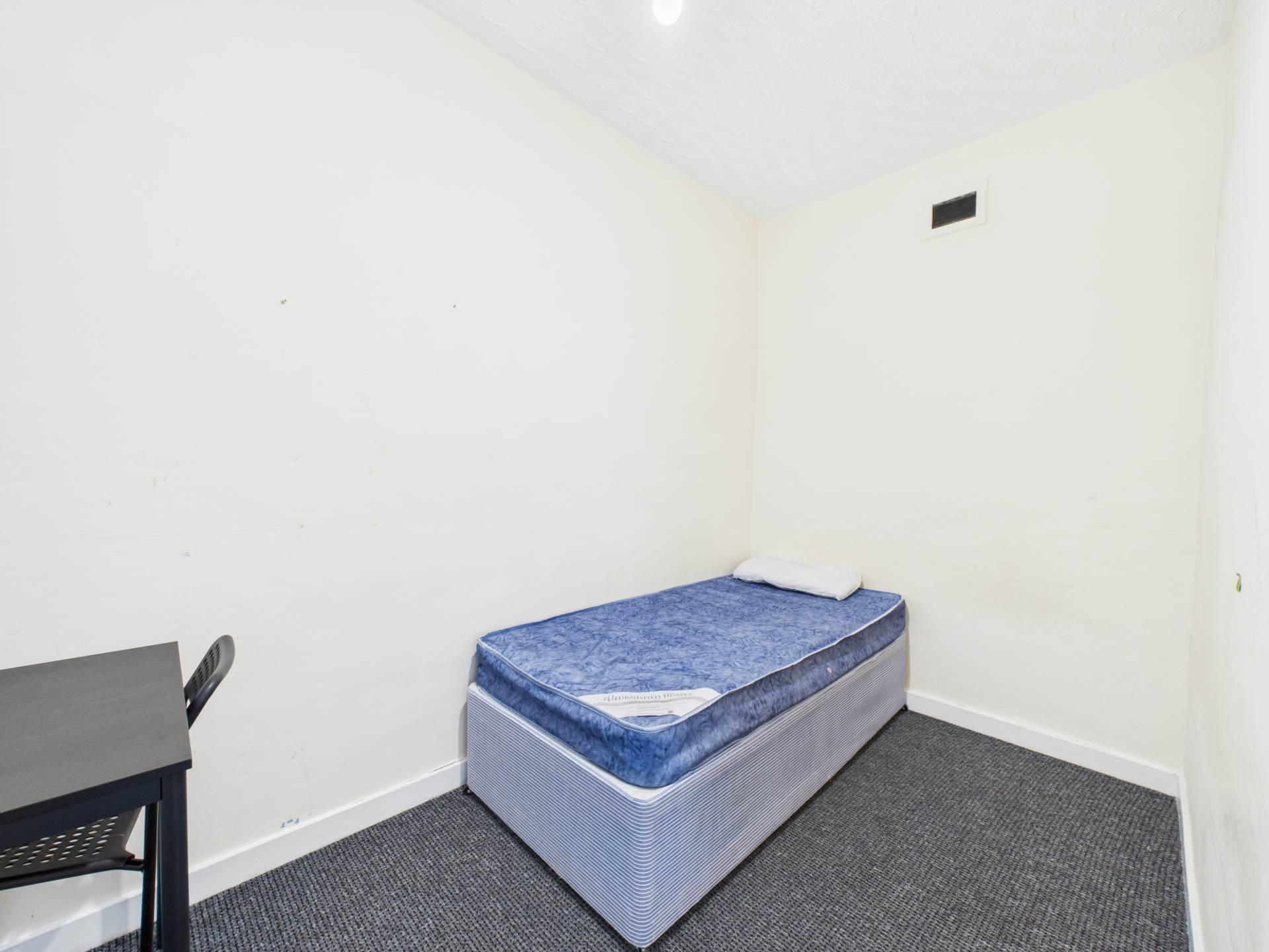 Montford Avenue, Kingspark, Image 9