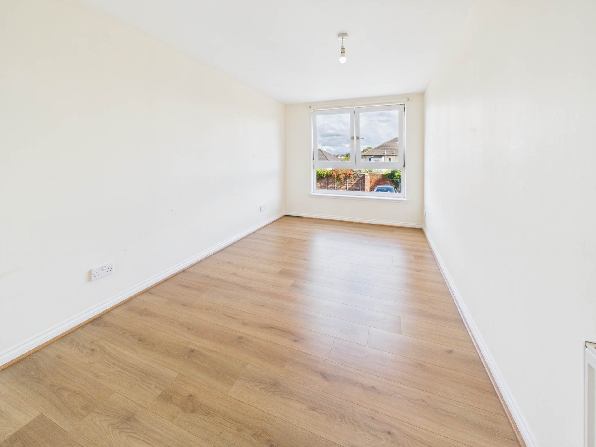 Castlemilk Road, Kings Park, Image 20
