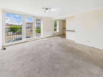 Castlemilk Road, Kings Park, Image 3