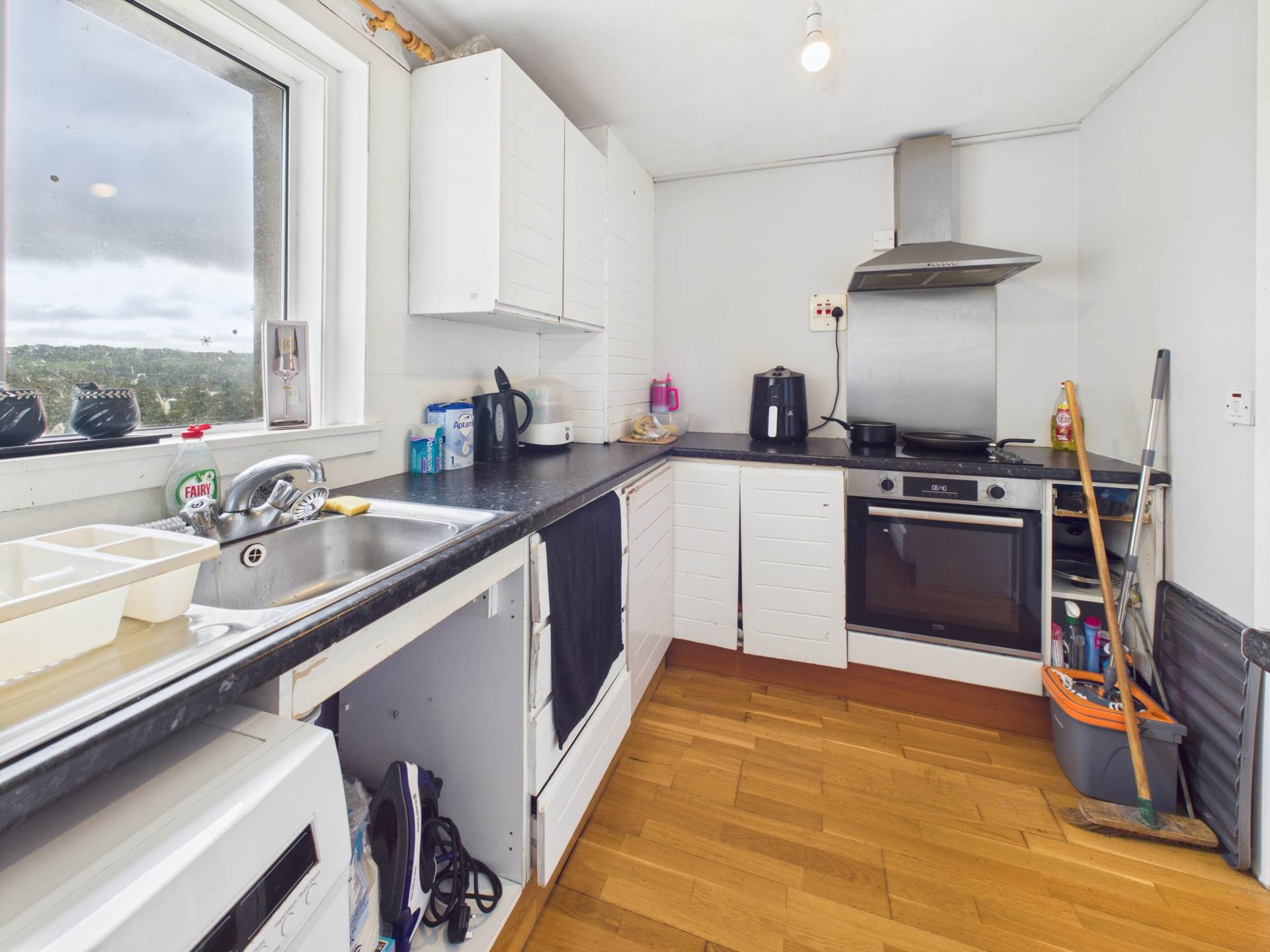 Ewing Road, Lochwinnoch, Image 5