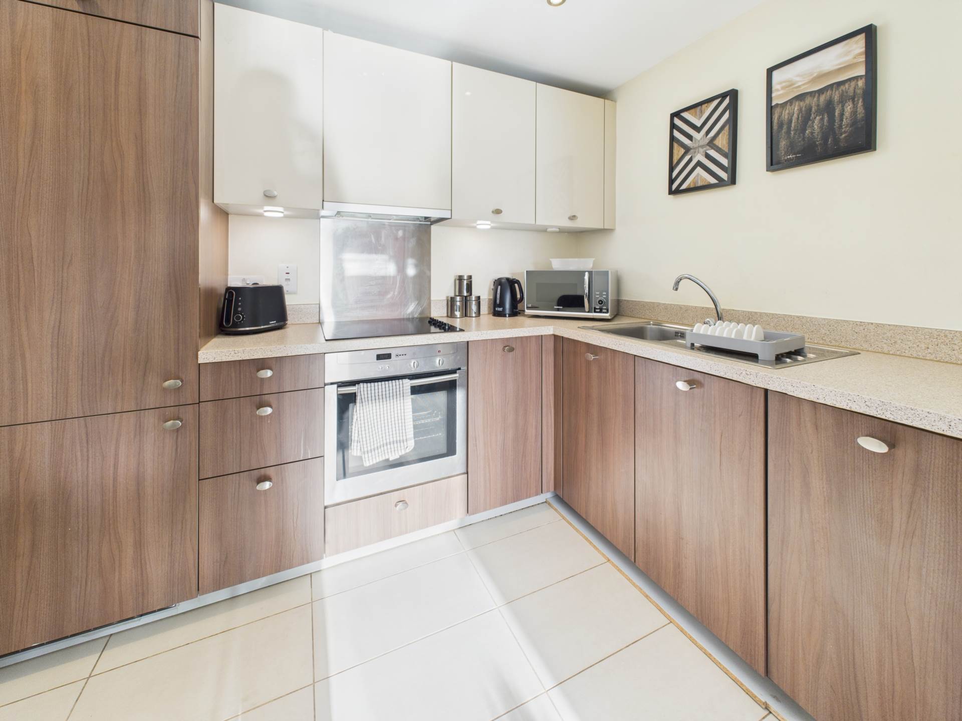 Glasgow Harbour Terraces, Partick, Image 3