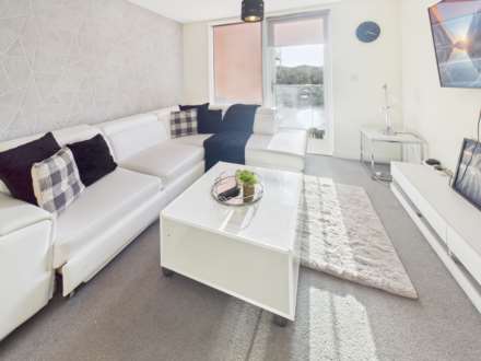 Glasgow Harbour Terraces, Partick, Image 2