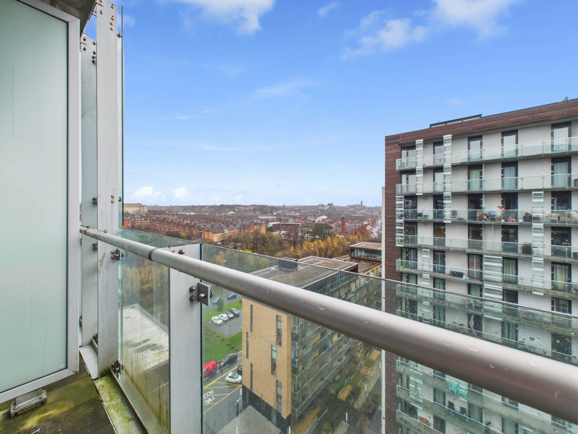 Meadowside Quay Walk, Partick, Image 12