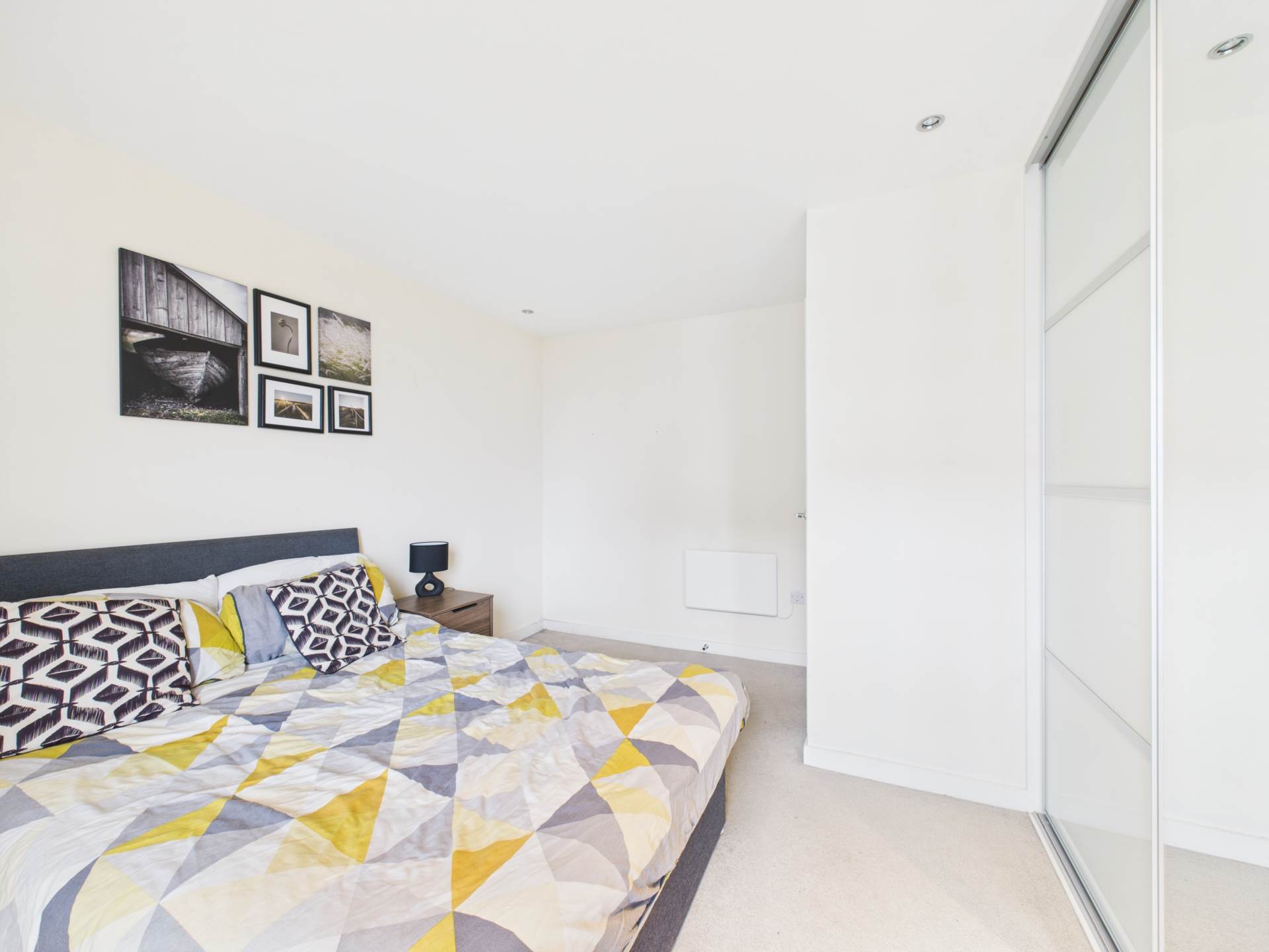 Meadowside Quay Walk, Partick, Image 8