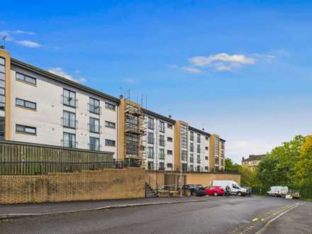 White Cart Court, Shawlands