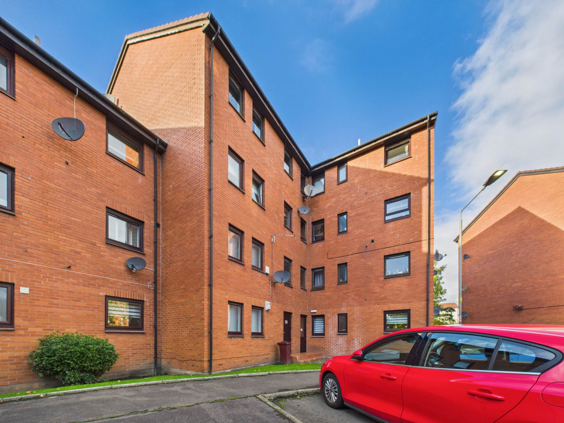 Burnhill Quadrant, Rutherglen, Image 11