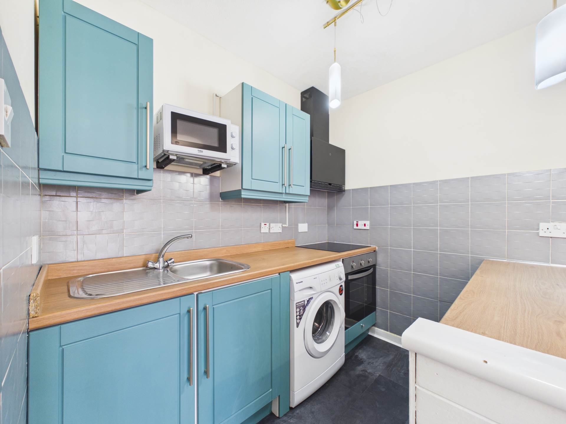 Causeside Street, Glasgow, Image 3