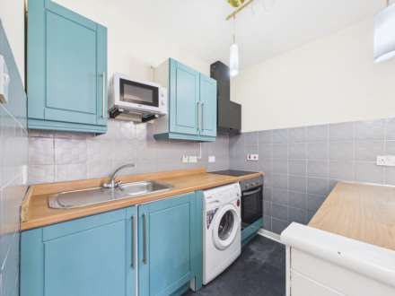 Causeside Street, Glasgow, Image 3