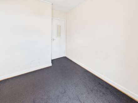 Causeside Street, Glasgow, Image 6