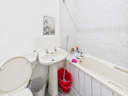 New Street, Paisley, Image 8