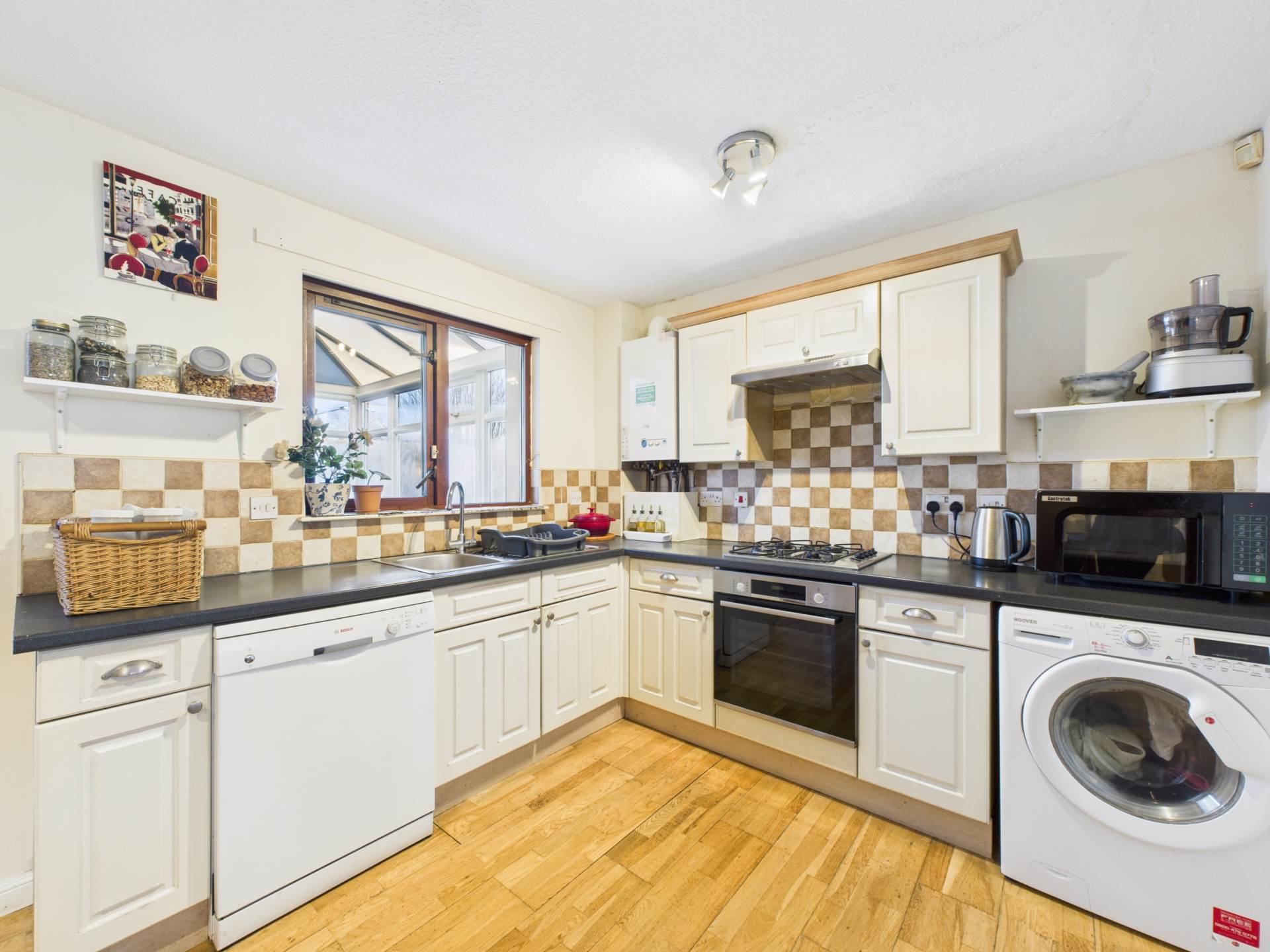 Harbury Place, Yoker, Image 6