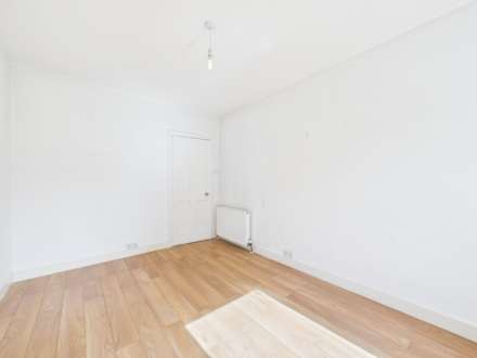 Hill Avenue, Malletsheugh, Image 10