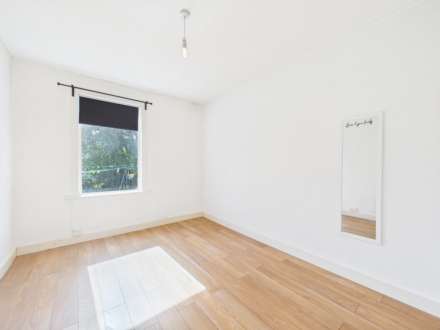 Hill Avenue, Malletsheugh, Image 9